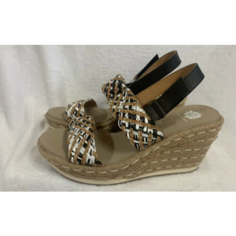 Yellowbox Womens 9 Arula Slide Wedge Slingback Sandal Worn Once